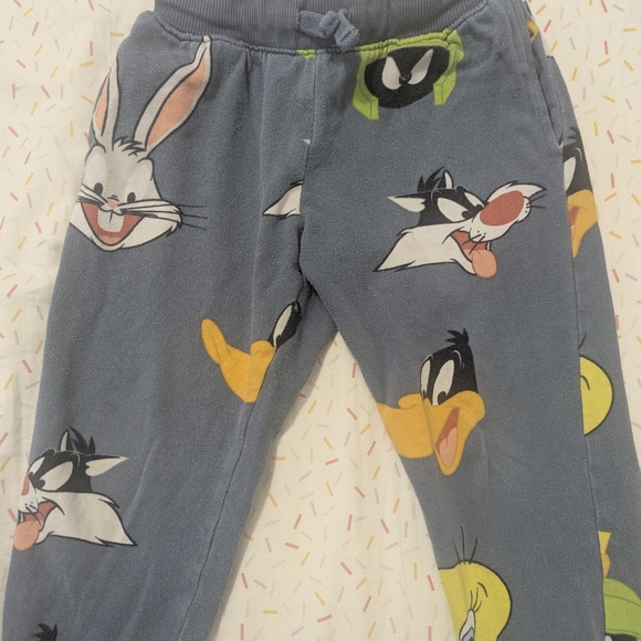 H&M Looney Tunes Sweatpants - Picture 1 of 2